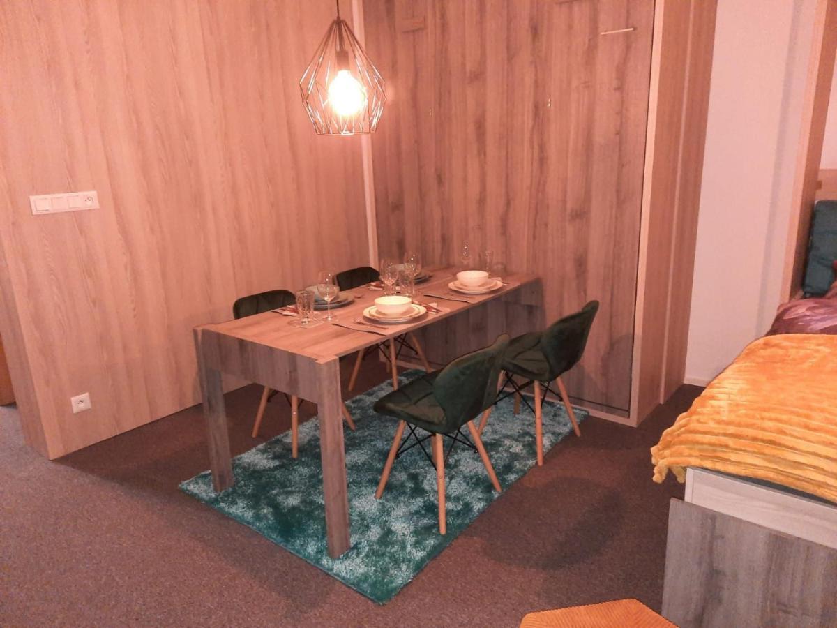 Apartman Artemis Bešeňová Εξωτερικό φωτογραφία